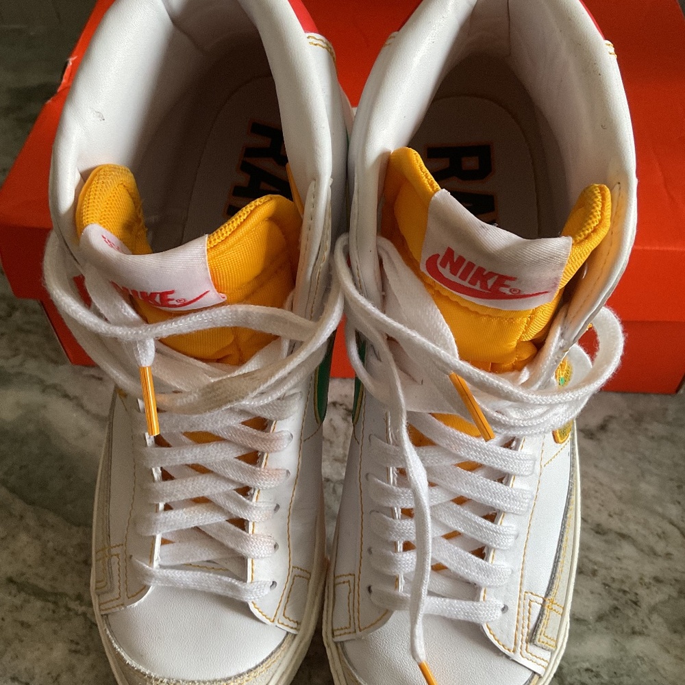 Nike 7 youth White/Green/Orange